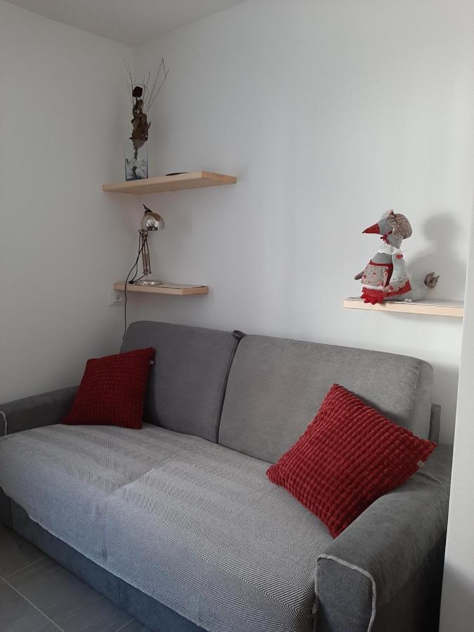 Apartment Anna Racines Eksteriør bilde