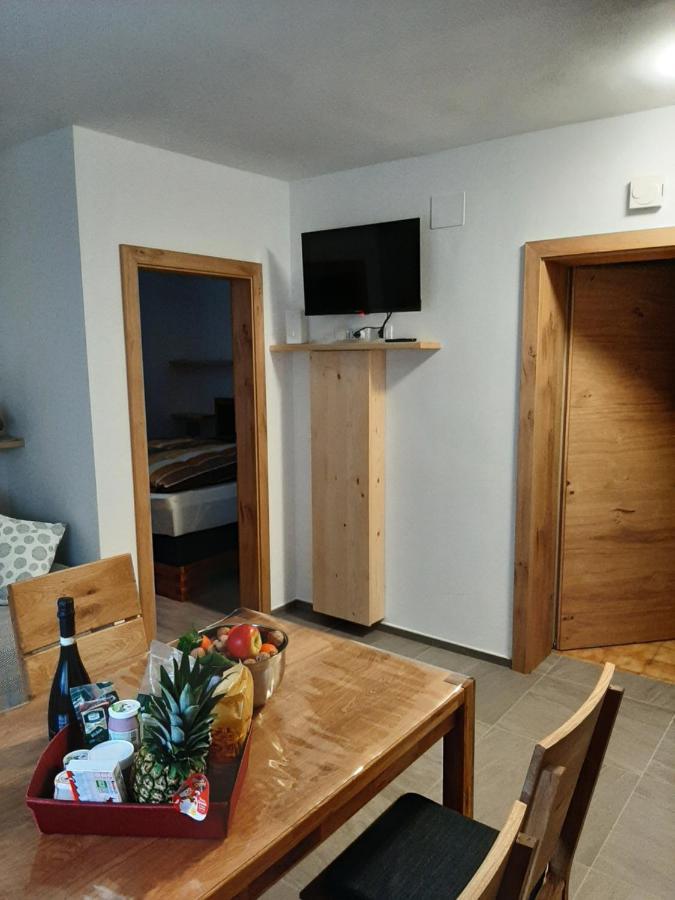 Apartment Anna Racines Eksteriør bilde